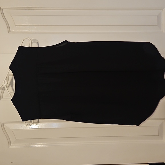 NWT Vici Black Sleeveless Blouse - Picture 6 of 11